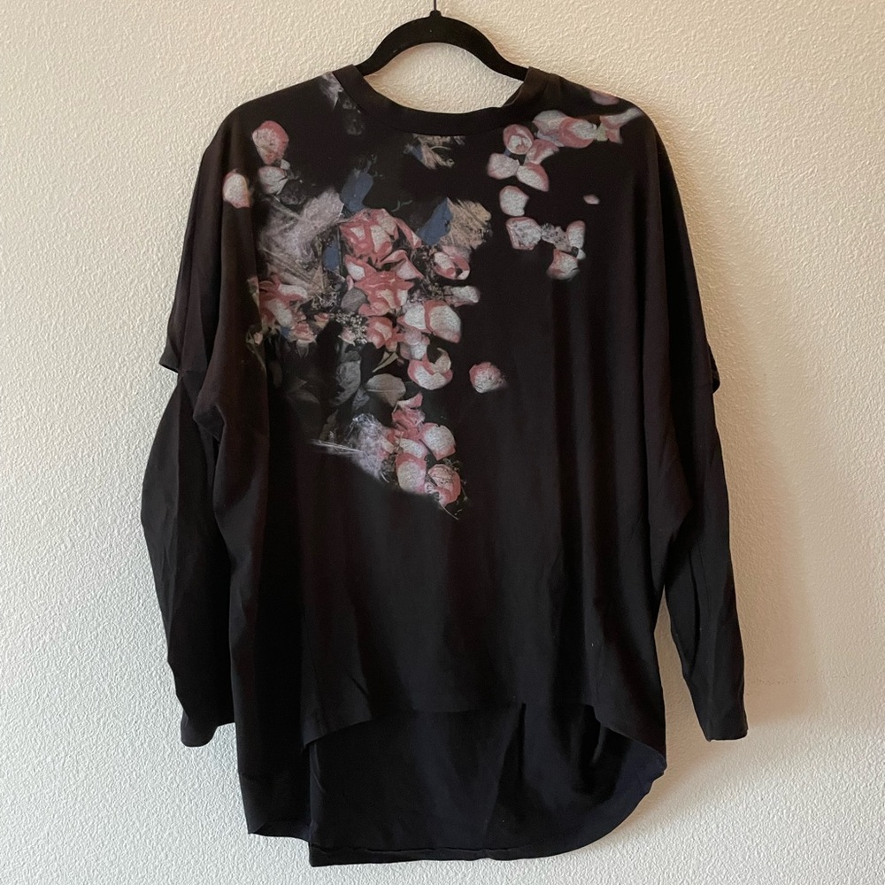 All Saints Black Edgy Graphic Long Sleeve Women’s Small